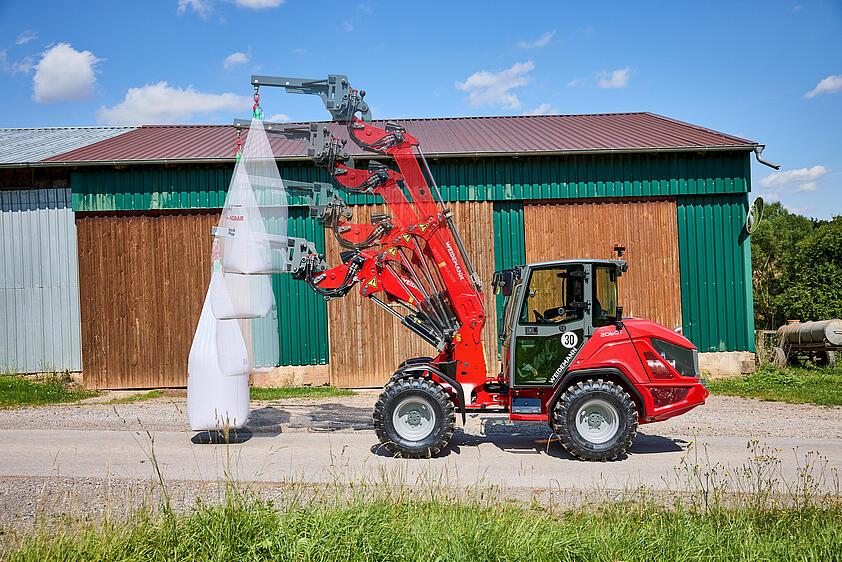 Weidemann Teleskopradlader 2060T mit Lowering Assistand Funktion im Einsatz