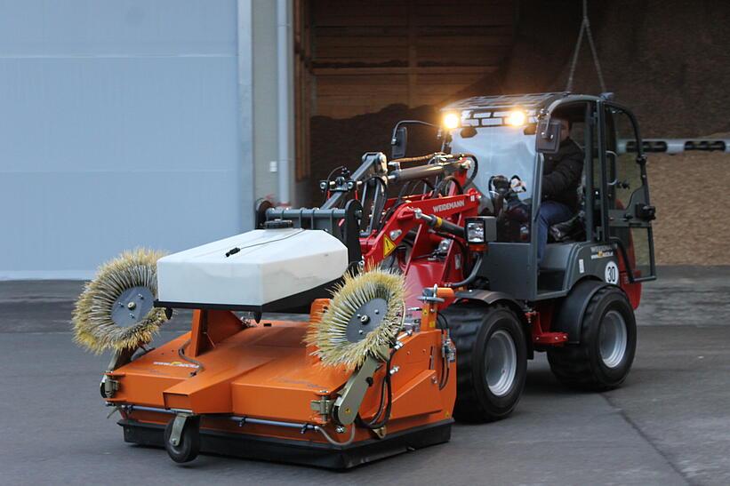 Weidemann Hoftrac 1280 im Einsatz