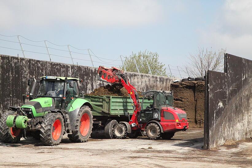 Weidemann Radlader 3002 D/P, 2002 D/M im Einsatz