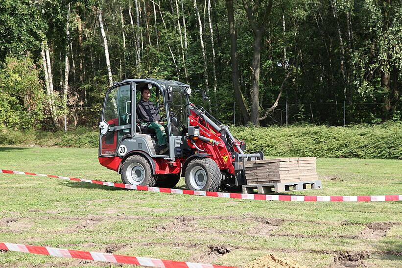 Weidemann Hoftrac 1280 im Einsatz