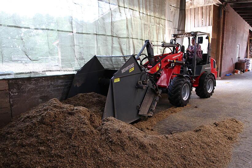 Weidemann Hoftrac 1370 im Einsatz