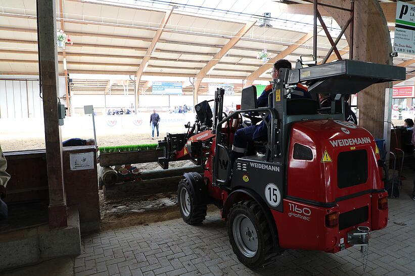 Weidemann 1160 eHoftrac im Einsatz