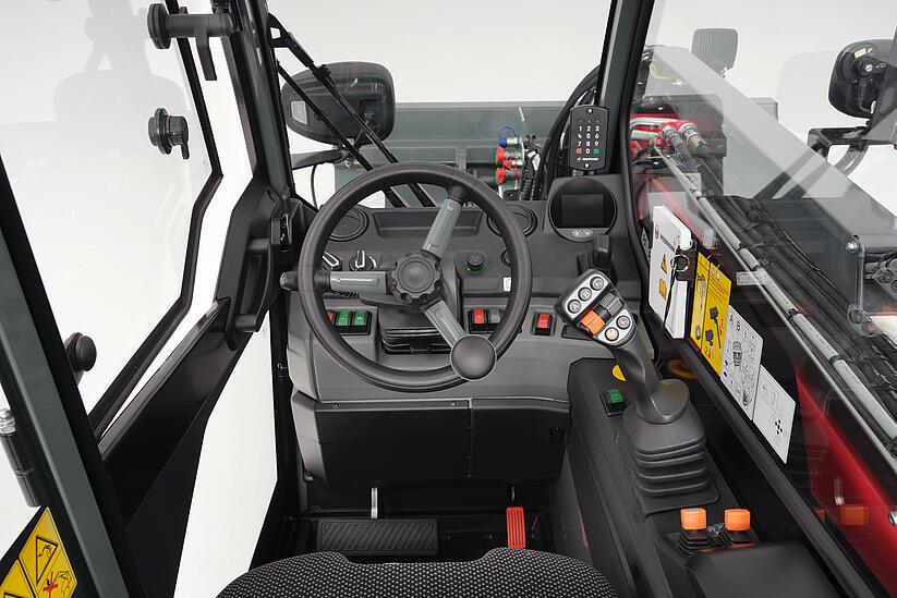 Weidemann telehandler T4512e ventilation as needed, studio