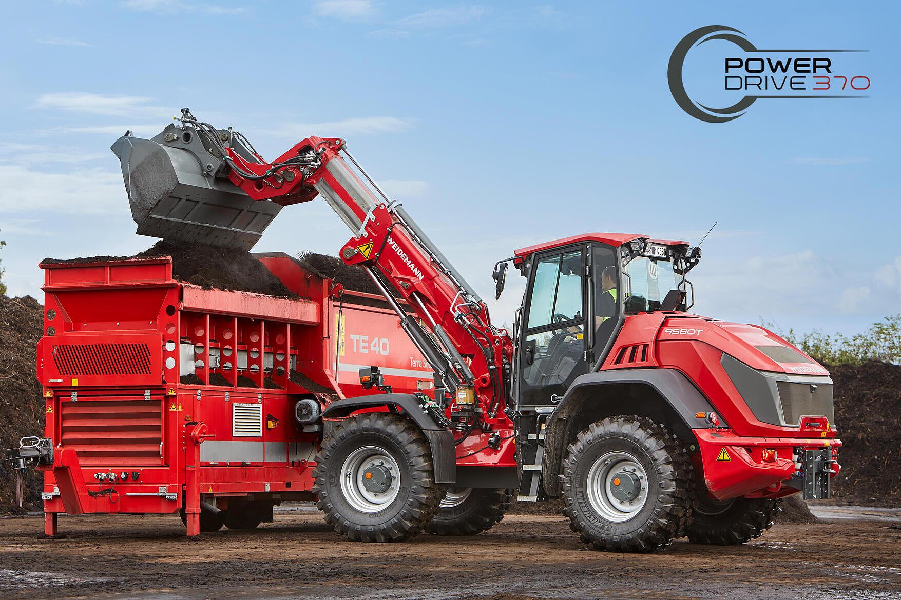 Weidemann 9580T teleszkópos rakodó és Power Drive logó