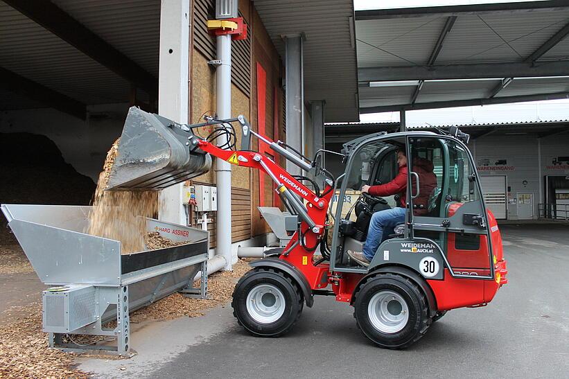 Weidemann Hoftrac 1280 im Einsatz