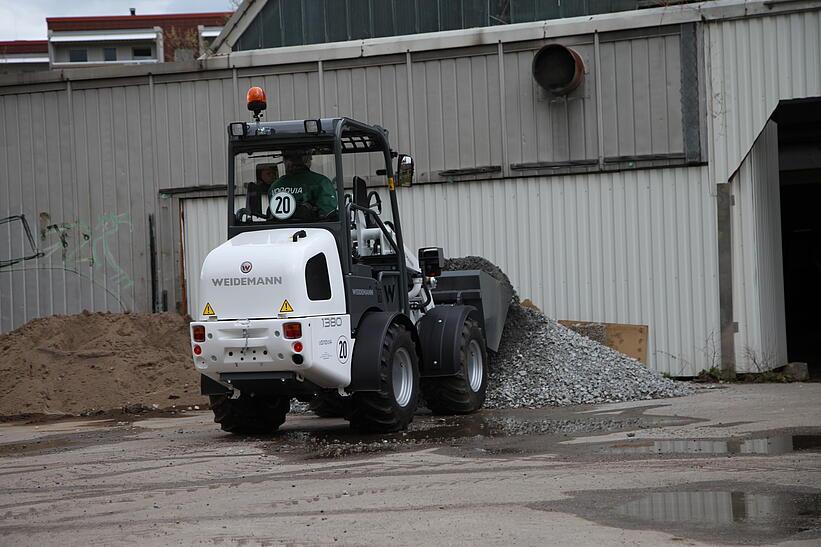 Weidemann Hoftrac 1380 im Einsatz