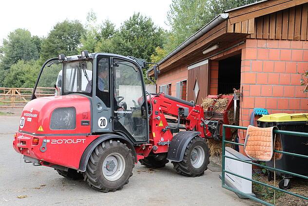 A Weidemann 2070LPT teleszkópos rakodó használatban